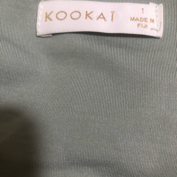 Kookai Matcha Cruise Crop Top Size 1 (Aus 6-8) Fitted Silhouette Made In Fiji - Picture 5 of 7